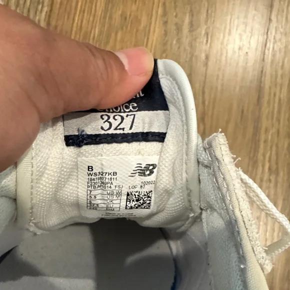 Woman Cream and dark navy Sneakers - Picture 2 of 4